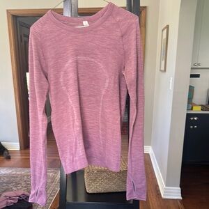 Women's Lululemon heather pink Long Sleeve swiftly Top size 12, merino wool